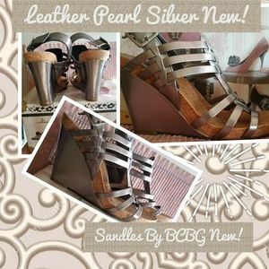BCBGENERATION Pearl Leather Sandles,(NEW)